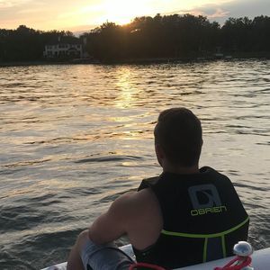 Meet your Posher, Carter